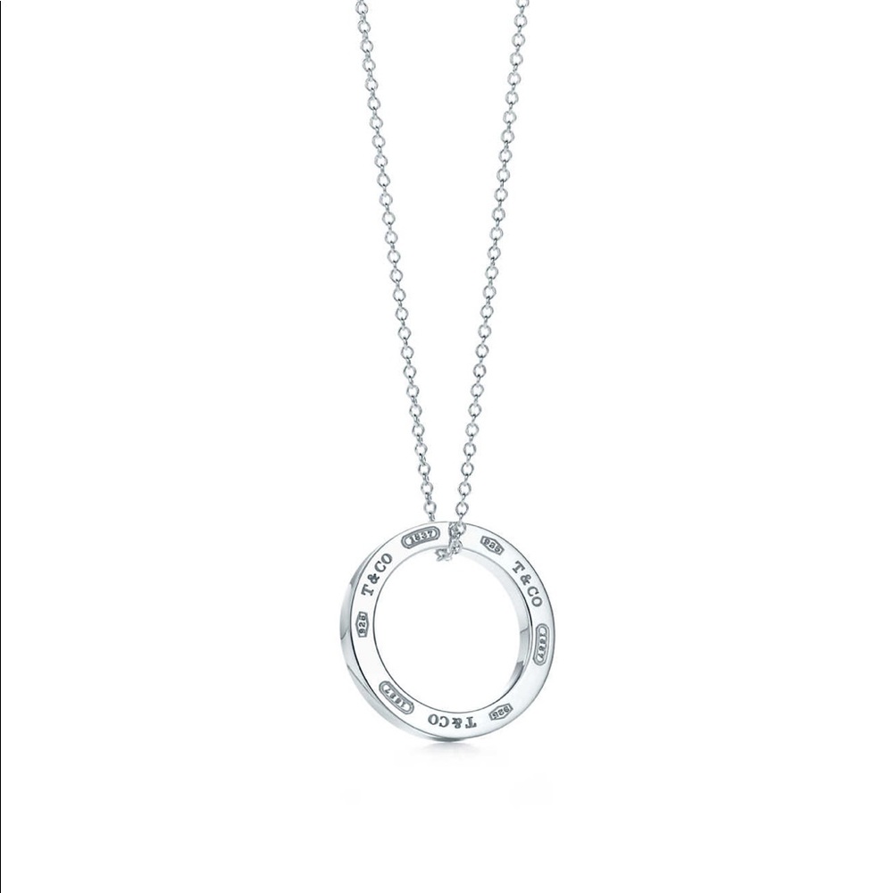 Tiffany circle pendant